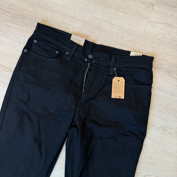 Levi’s Men’s 511 Slim Straight Black Jeans - Picture 4 of 4